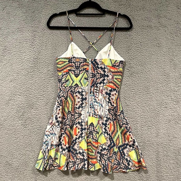 NBD X The Naven Twins Multicolor Print Mini Dress Crossover Revolve - M - Picture 6 of 10